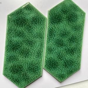 Gạch Thẻ Mũi Tên Men Rạn Xanh Lá